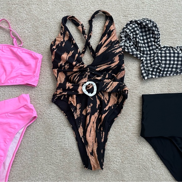 Three swimsuits medium small Cupshe aerie one piece high waist - Picture 3 of 6